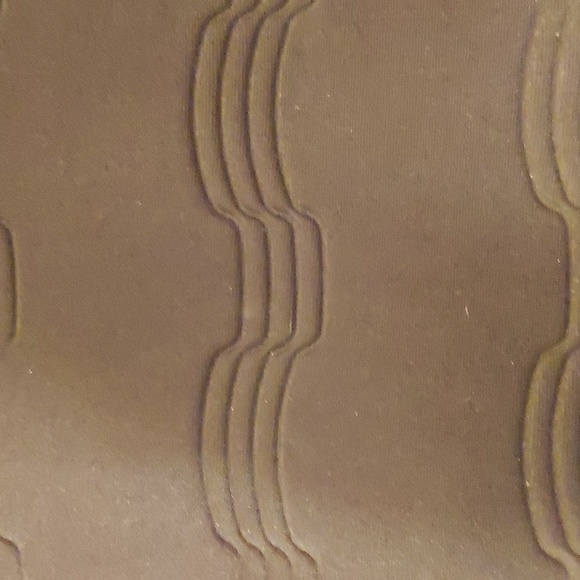 Targus Laptop case. Black zip close like new.  15".x 12". - Picture 3 of 8